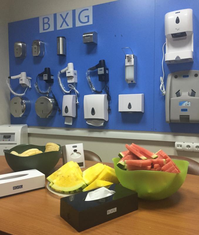 Летний обед в компании «Все для ХоРиКи»